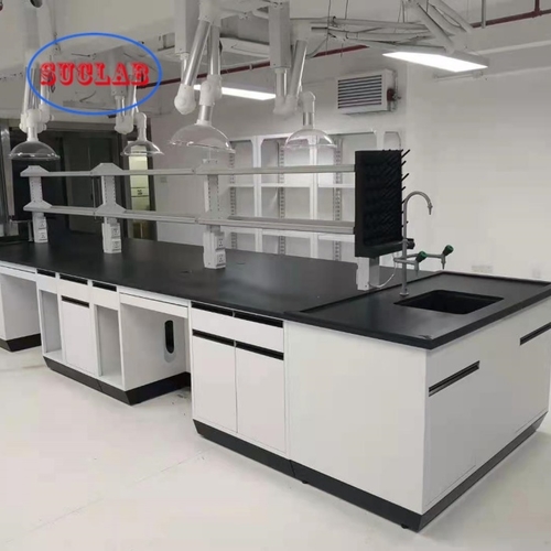 マレーシアのクライアントMR.John向け化学実験台の供給
