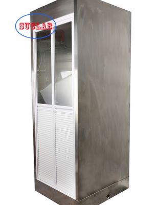 良い値段 工業用緊急安全シャワー洗眼室、ソフトフロー噴霧ヘッドおよびステンレス鋼シャワーヘッド付き オンライン